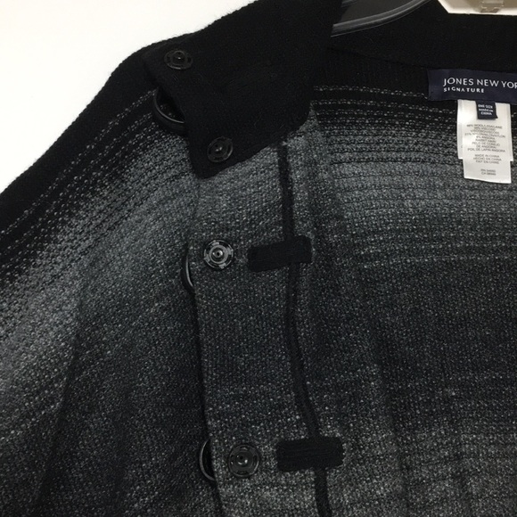 Jones New York Signature Poncho w/toggles + snaps - Picture 6 of 16